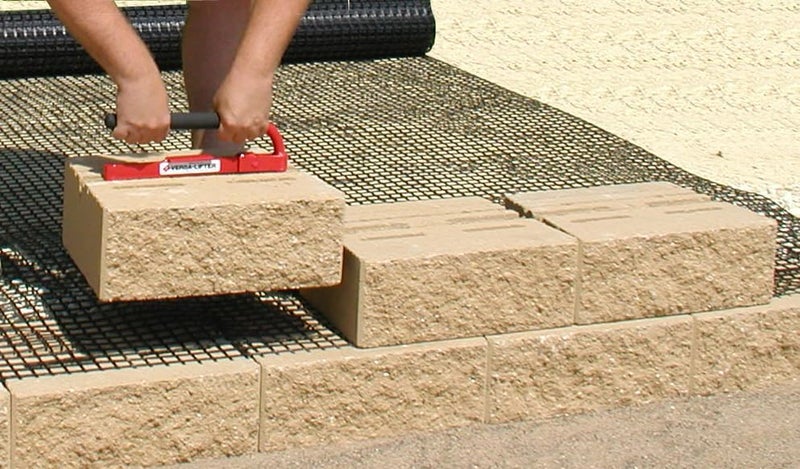 VERSA-LOK VERSA-Lifter: Wall Unit Lifter, Lay Block Faster, Compatible with Retaining Wall Units (Standard Unit) - Image 5